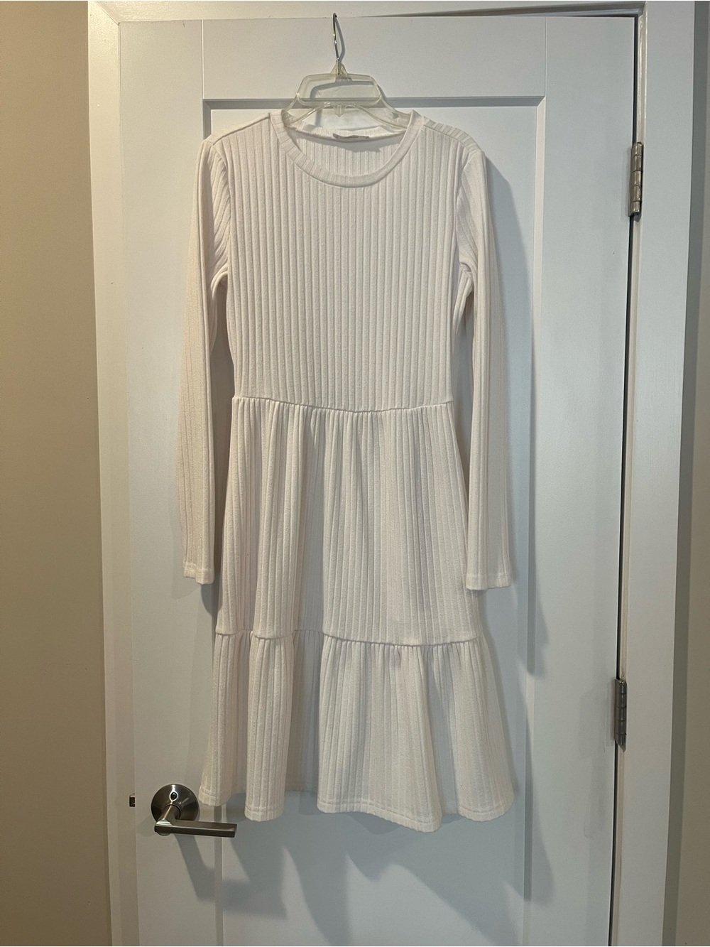 zeagoo Ribbed Long-Sleeve Tiered White Dress
